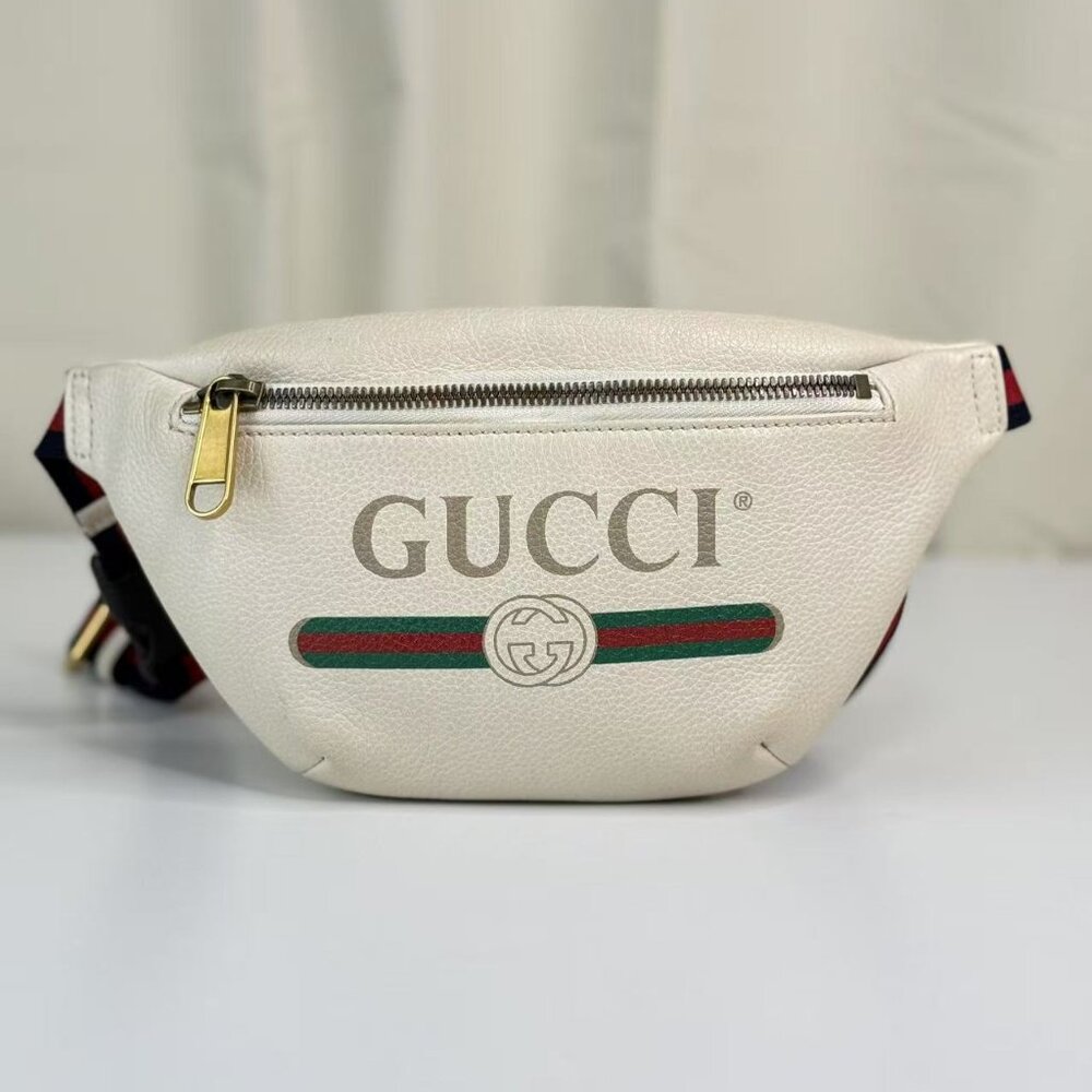 Gucci White Leather Bum Bag with Classic Logo and Green Red Stripes Design
